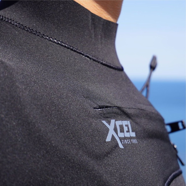 2024 Xcel Hommes Comp 3/2mm Chest Zip Combinaison Néoprène MN32ZXC0 - Black